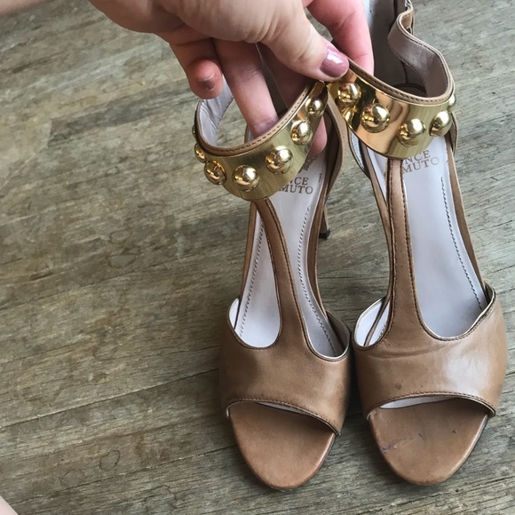 Vince Camuto open toe brown/gold Melba heels 8.5 - Picture 2 of 7